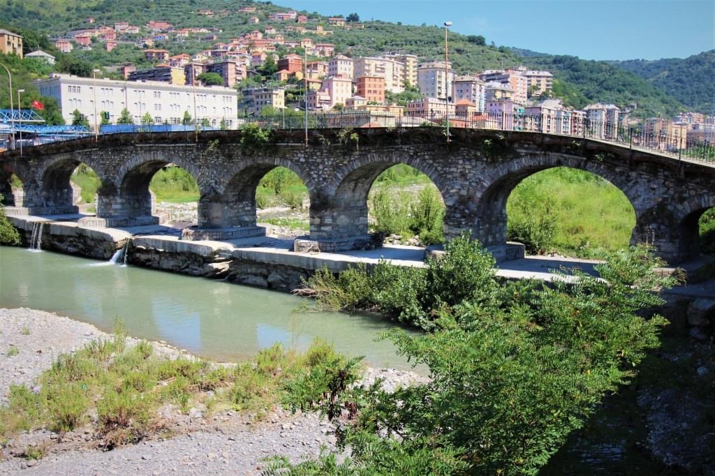 ponte carrega, genova