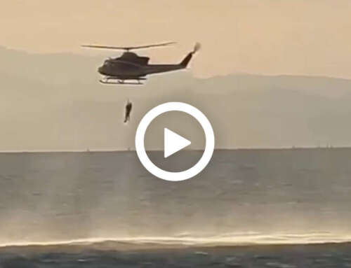 Salvataggio in mare con elicottero davanti a Quinto [VIDEO]